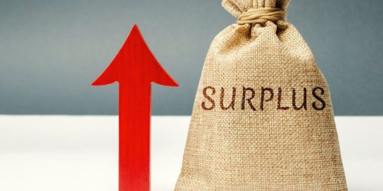 INSG: Global Nickel Surplus to Hit 198,000 MT in 2025