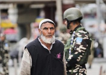 Pakistan says it has struck military targets inside India in series of new attacks