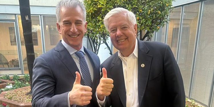 Lindsey Graham meets with Mossad director during trip to Israel